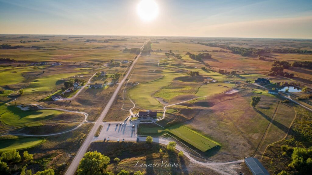 Aerial view of the course and clubhouse.